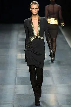 Look 32